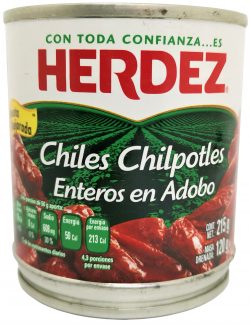 eingelegte Chipotle Chilis aus Mexiko in freuriger Marinade